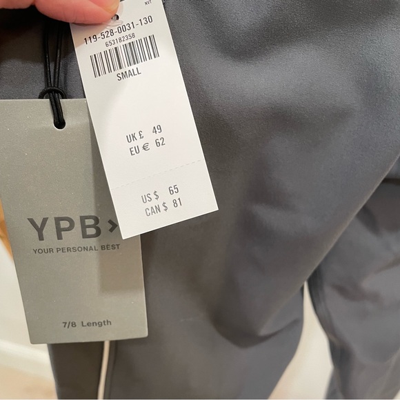 Abercrombie & Fitch YPB SculptLUX Set of Henley Tank + 7/8 Leggings - Gray S - Picture 8 of 9